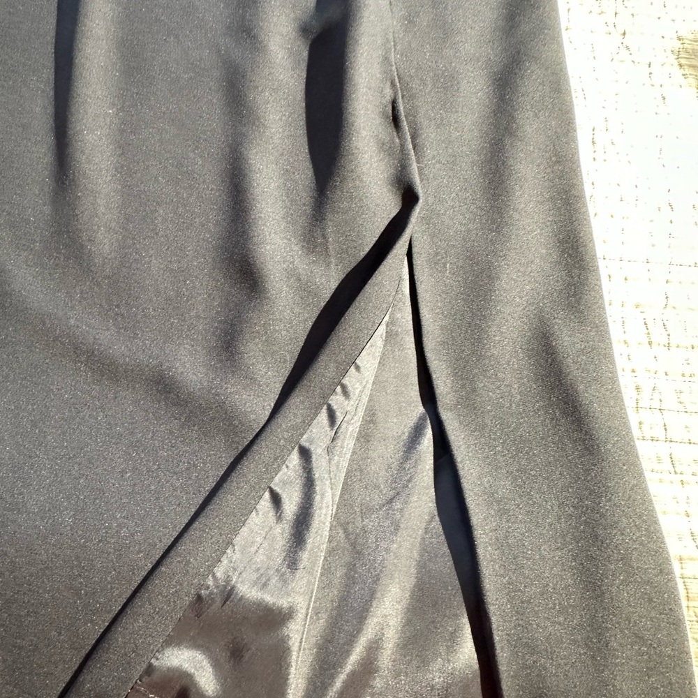 Chic Black Women's Maxi Dress with Jacket - Picture 15 of 15